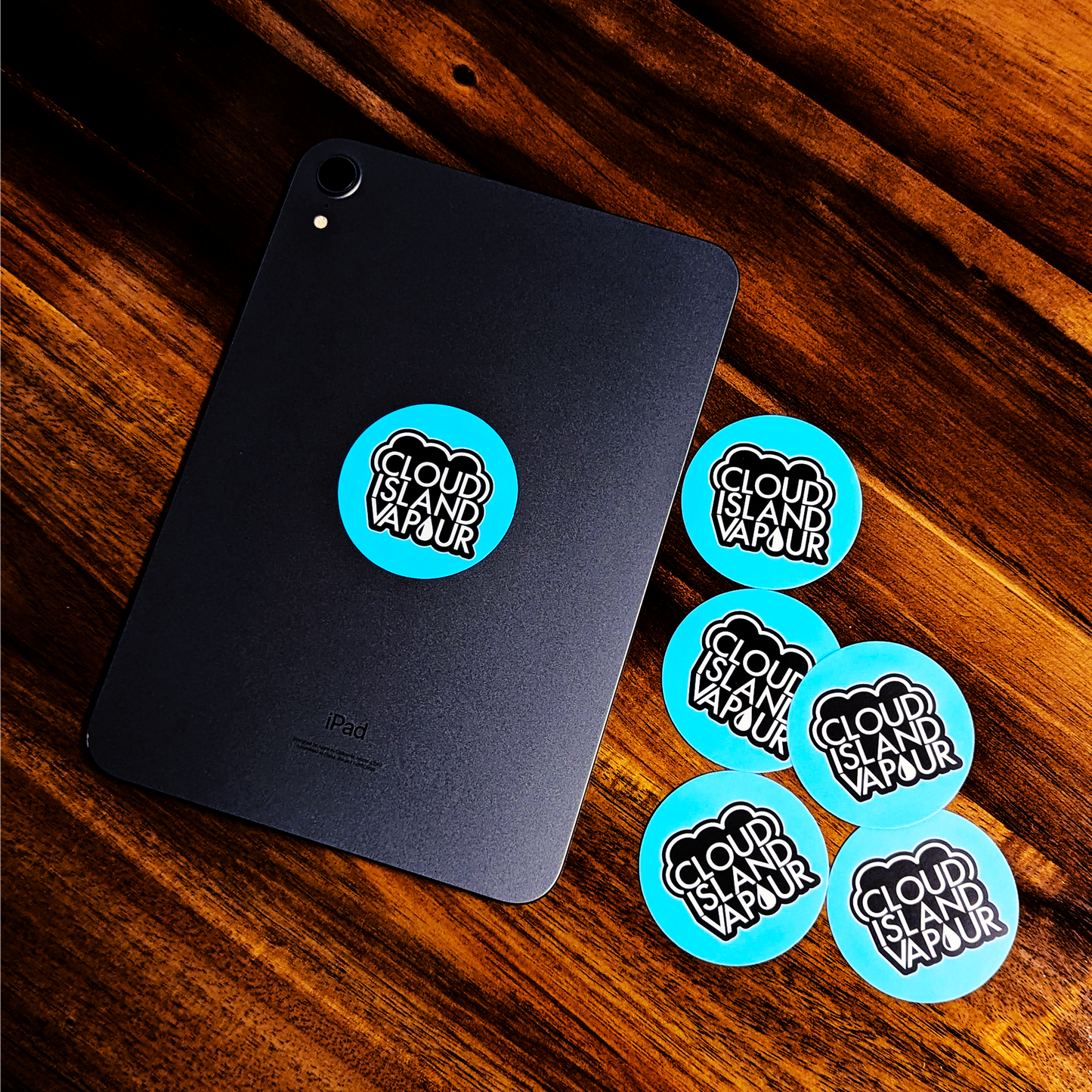 CLOUD ISLAND VAPOUR Circle Stickers